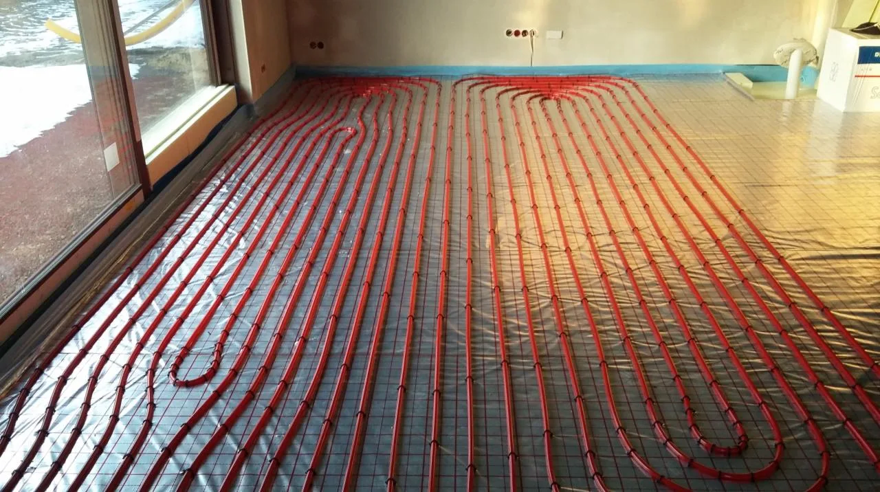Ogrzewanie podłogowe w nowym domu 220 m², Wodzisław Śląski - zdjęcie 1
