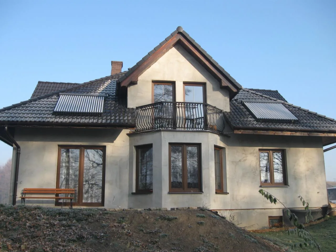 Kolektory słoneczne + zasobnik c.w.u. - Dom prywatny, Mikołów